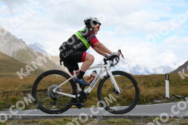 Photo #4296264 | 20-09-2023 12:23 | Passo Dello Stelvio - Peak BICYCLES