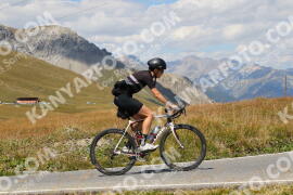 Photo #2672085 | 16-08-2022 14:04 | Passo Dello Stelvio - Peak BICYCLES