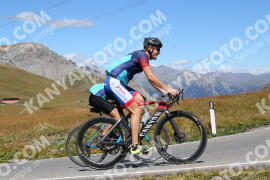 Foto #2699285 | 21-08-2022 12:57 | Passo Dello Stelvio - die Spitze BICYCLES