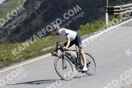 Foto #3364826 | 07-07-2023 11:02 | Passo Dello Stelvio - die Spitze BICYCLES