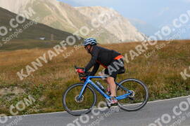 Photo #2658557 | 15-08-2022 12:08 | Passo Dello Stelvio - Peak BICYCLES