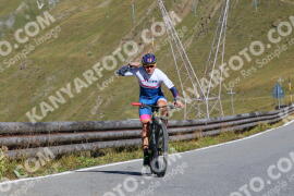 Photo #2696409 | 21-08-2022 09:45 | Passo Dello Stelvio - Peak BICYCLES
