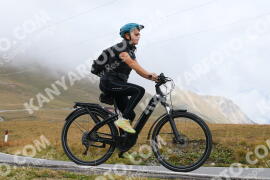 Photo #4264134 | 16-09-2023 11:38 | Passo Dello Stelvio - Peak BICYCLES