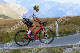 Foto #2751493 | 26-08-2022 11:18 | Passo Dello Stelvio - die Spitze BICYCLES