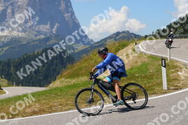 Photo #2500548 | 04-08-2022 12:29 | Gardena Pass BICYCLES