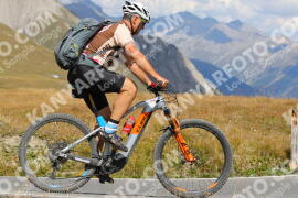 Photo #2753884 | 26-08-2022 12:40 | Passo Dello Stelvio - Peak BICYCLES