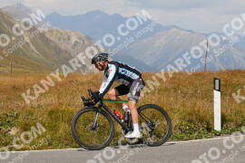 Photo #2680921 | 17-08-2022 14:05 | Passo Dello Stelvio - Peak BICYCLES