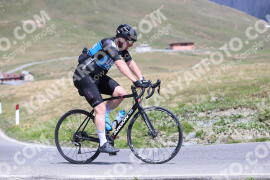 Photo #3171026 | 19-06-2023 11:32 | Passo Dello Stelvio - Peak BICYCLES