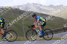 Photo #3894961 | 15-08-2023 11:43 | Passo Dello Stelvio - Peak BICYCLES