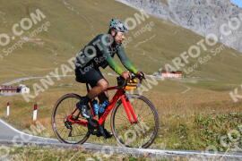 Photo #4162810 | 05-09-2023 10:49 | Passo Dello Stelvio - Peak BICYCLES