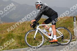 Foto #4049888 | 24-08-2023 14:12 | Passo Dello Stelvio - die Spitze BICYCLES