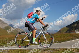 Photo #3911814 | 16-08-2023 11:31 | Passo Dello Stelvio - Peak BICYCLES