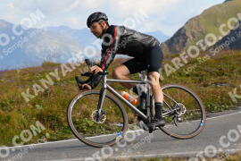 Foto #3828992 | 12-08-2023 10:01 | Passo Dello Stelvio - die Spitze BICYCLES