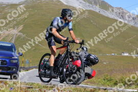 Foto #3807550 | 11-08-2023 10:46 | Passo Dello Stelvio - die Spitze BICYCLES