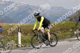 Foto #3122488 | 17-06-2023 11:09 | Passo Dello Stelvio - die Spitze BICYCLES