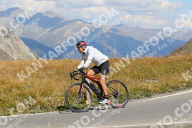 Photo #2753061 | 26-08-2022 12:24 | Passo Dello Stelvio - Peak BICYCLES