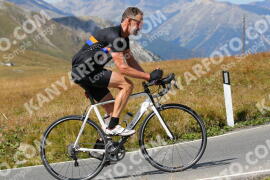 Photo #2741130 | 25-08-2022 14:55 | Passo Dello Stelvio - Peak BICYCLES