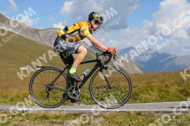 Foto #3911860 | 16-08-2023 11:32 | Passo Dello Stelvio - die Spitze BICYCLES