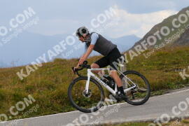 Foto #3921830 | 17-08-2023 13:23 | Passo Dello Stelvio - die Spitze BICYCLES