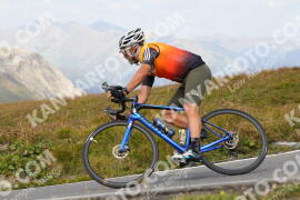 Photo #4037415 | 23-08-2023 13:35 | Passo Dello Stelvio - Peak BICYCLES