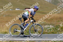 Foto #2729046 | 24-08-2022 12:19 | Passo Dello Stelvio - die Spitze BICYCLES