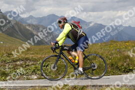Foto #3629940 | 29-07-2023 14:18 | Passo Dello Stelvio - die Spitze BICYCLES