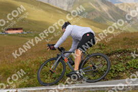 Foto #3934787 | 18-08-2023 12:10 | Passo Dello Stelvio - die Spitze BICYCLES