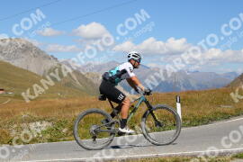 Foto #2669891 | 16-08-2022 12:42 | Passo Dello Stelvio - die Spitze BICYCLES