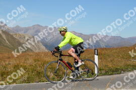 Photo #2733048 | 24-08-2022 13:41 | Passo Dello Stelvio - Peak BICYCLES