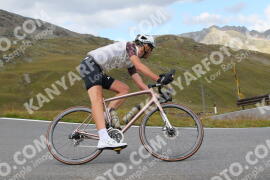 Photo #3931902 | 18-08-2023 10:47 | Passo Dello Stelvio - Peak BICYCLES