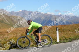 Photo #2696960 | 21-08-2022 10:46 | Passo Dello Stelvio - Peak BICYCLES