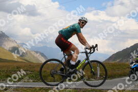 Foto #3895645 | 15-08-2023 13:13 | Passo Dello Stelvio - die Spitze BICYCLES