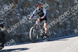 Photo #2719827 | 23-08-2022 14:30 | Passo Dello Stelvio - Prato side BICYCLES