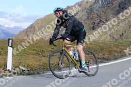 Photo #4299510 | 24-09-2023 12:16 | Passo Dello Stelvio - Peak BICYCLES