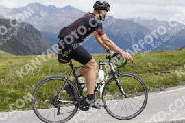Photo #3311405 | 02-07-2023 11:01 | Passo Dello Stelvio - Peak BICYCLES