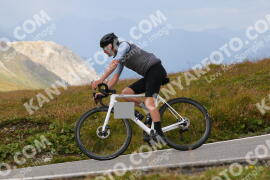 Foto #3921836 | 17-08-2023 13:23 | Passo Dello Stelvio - die Spitze BICYCLES