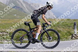 Photo #3509888 | 17-07-2023 10:57 | Passo Dello Stelvio - Peak BICYCLES