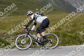 Photo #3595920 | 27-07-2023 14:22 | Passo Dello Stelvio - Peak BICYCLES