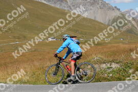 Foto #2669852 | 16-08-2022 12:39 | Passo Dello Stelvio - die Spitze BICYCLES