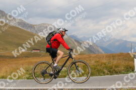 Photo #2680230 | 17-08-2022 13:27 | Passo Dello Stelvio - Peak BICYCLES