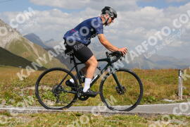 Photo #4035471 | 23-08-2023 12:12 | Passo Dello Stelvio - Peak BICYCLES