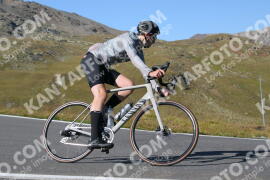 Foto #4033646 | 23-08-2023 09:54 | Passo Dello Stelvio - die Spitze BICYCLES