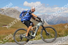 Foto #2670697 | 16-08-2022 13:06 | Passo Dello Stelvio - die Spitze BICYCLES