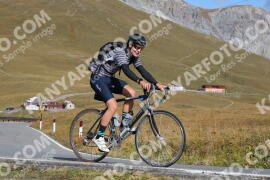 Foto #4296055 | 20-09-2023 10:38 | Passo Dello Stelvio - die Spitze BICYCLES
