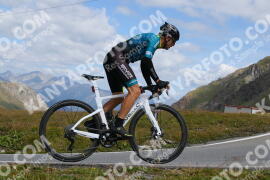 Photo #3935051 | 18-08-2023 12:15 | Passo Dello Stelvio - Peak BICYCLES