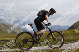 Foto #3618284 | 29-07-2023 09:47 | Passo Dello Stelvio - die Spitze BICYCLES