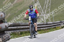 Foto #3361957 | 06-07-2023 11:19 | Passo Dello Stelvio - die Spitze BICYCLES