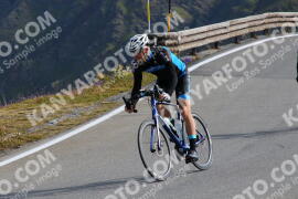 Foto #3828901 | 12-08-2023 09:48 | Passo Dello Stelvio - die Spitze BICYCLES