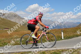 Photo #2671346 | 16-08-2022 13:22 | Passo Dello Stelvio - Peak BICYCLES