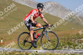 Photo #4046808 | 24-08-2023 11:13 | Passo Dello Stelvio - Peak BICYCLES